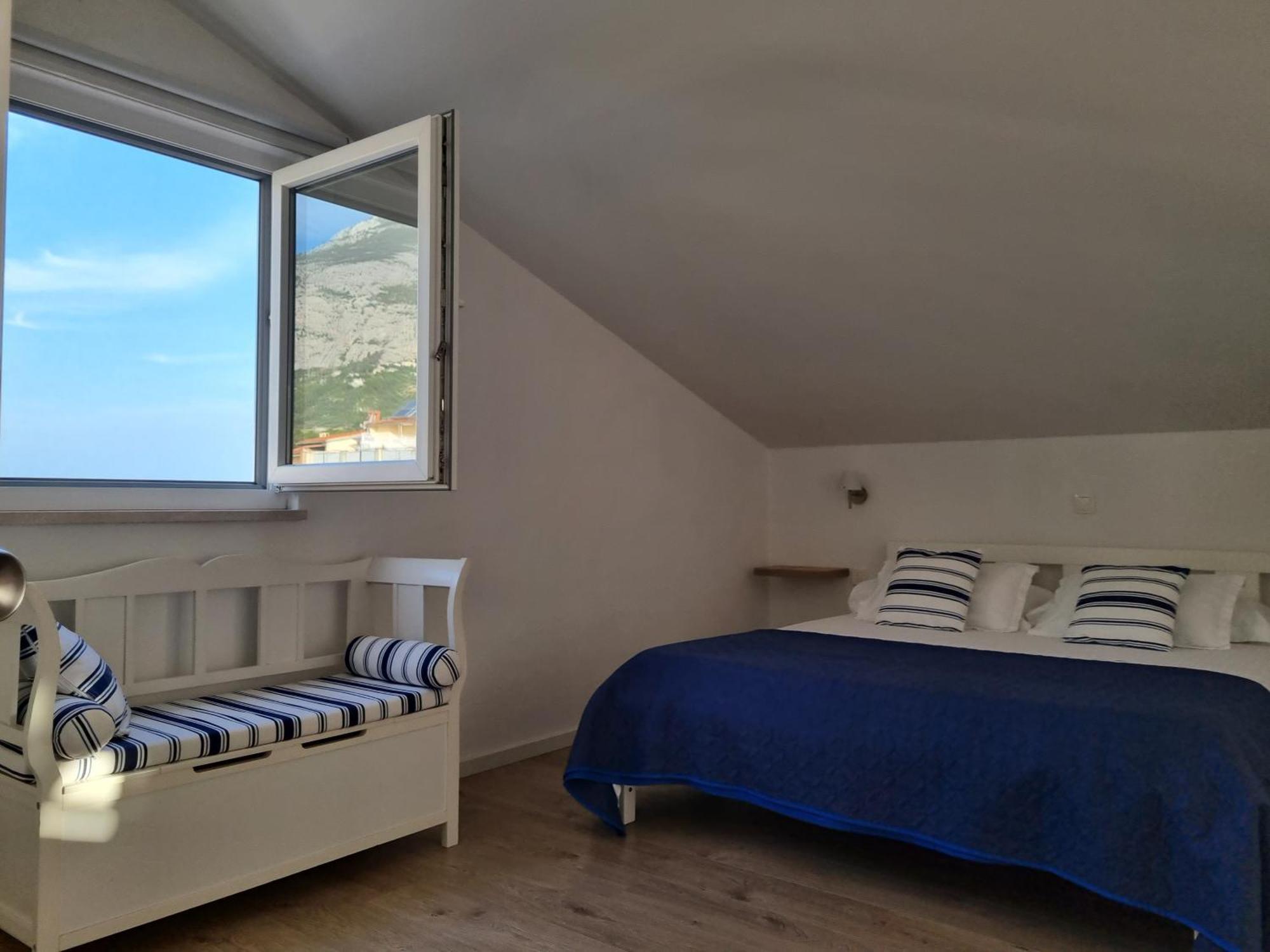 Apartments Ema Near Beach Makarska Phòng bức ảnh