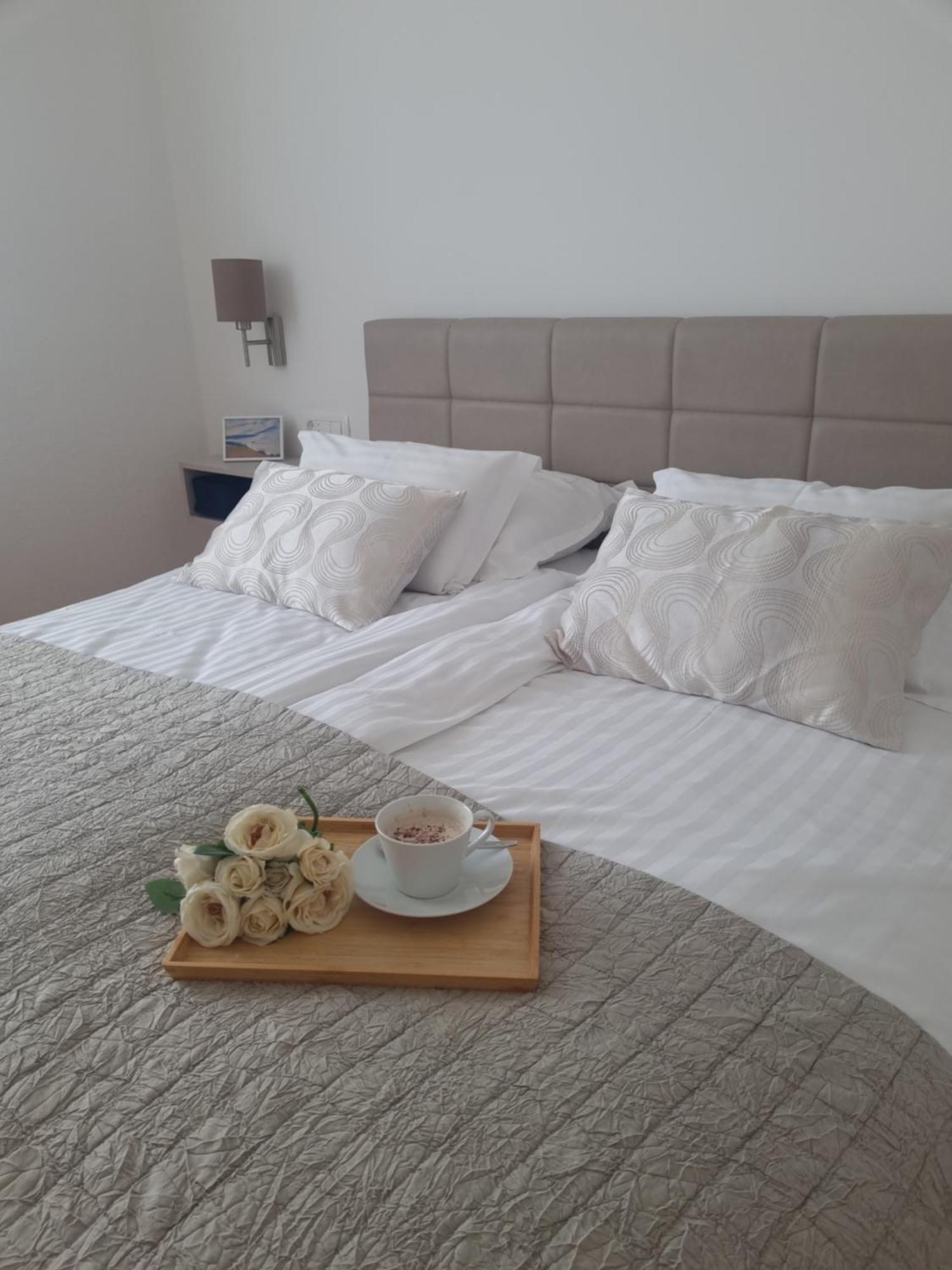 Apartments Ema Near Beach Makarska Phòng bức ảnh